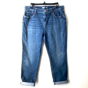 Old Navy Boyfriend Mid-Rise Medium Wash Jeans size 12